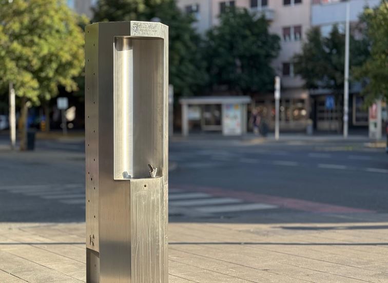 Prvi mobilni zdenac u Zagrebu vraća pitku vodu na Kvaternikov trg